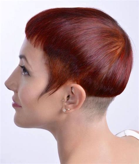 coupe courte nuque rasee|coupe femme.